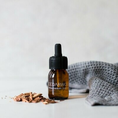 Essential Oil Cedarwood 30 ml