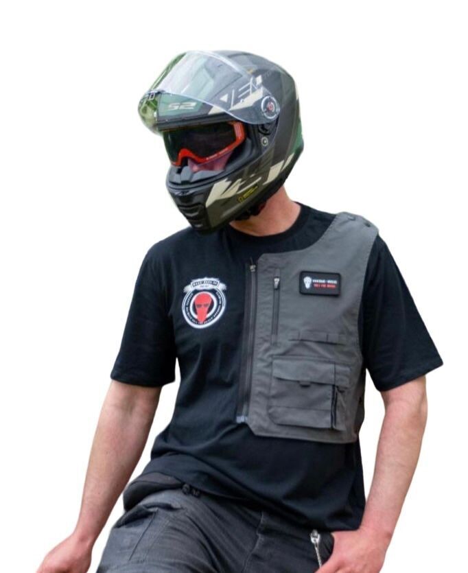 Quad-Bros T-West oder T-Stirt ! gute Frage! T-Shirt schwarz  mit Print auf der Brust und Rücken