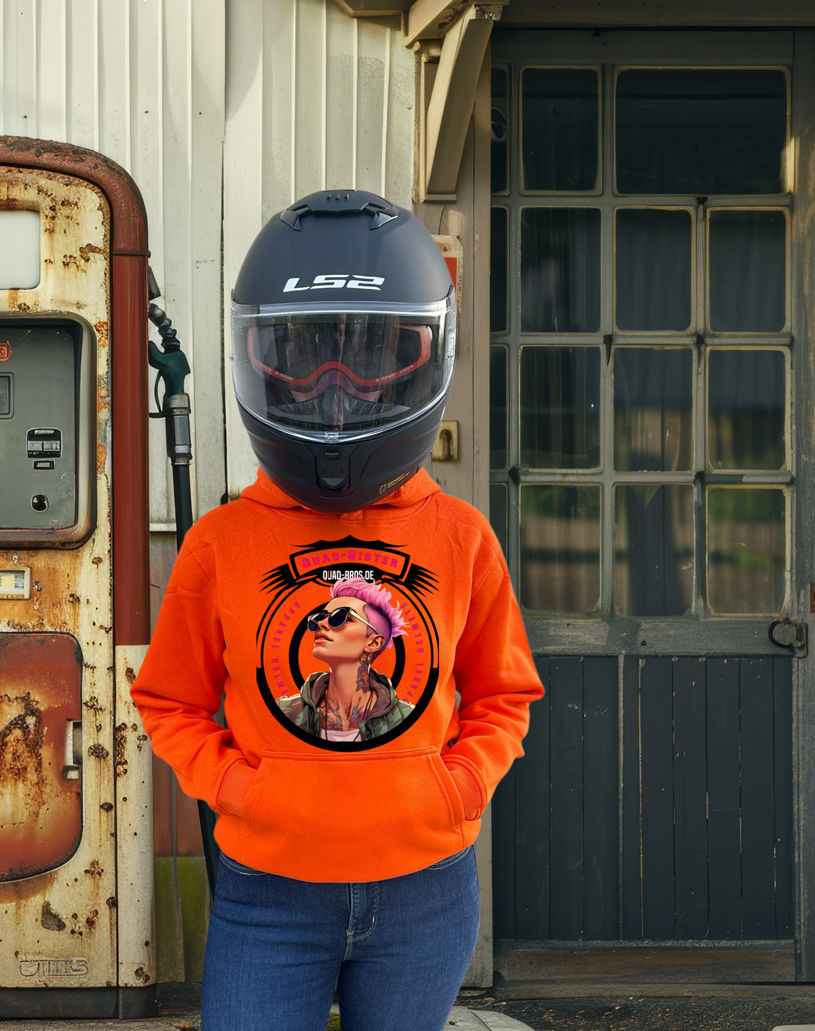 Quad-Sister Hoody "Tattoo" in orange mit Print auf der Brust