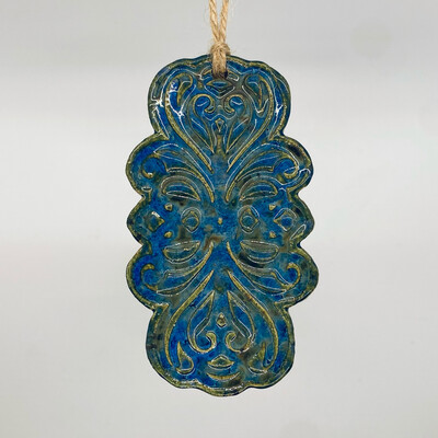 Vertical Lattice Ornament