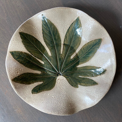 Wavy Edge Leaf Platter