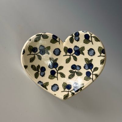 Blueberry Print Curved Heart Dish