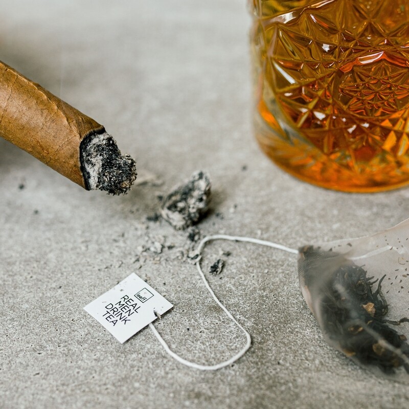 Leeff thee - Real men drink Tea