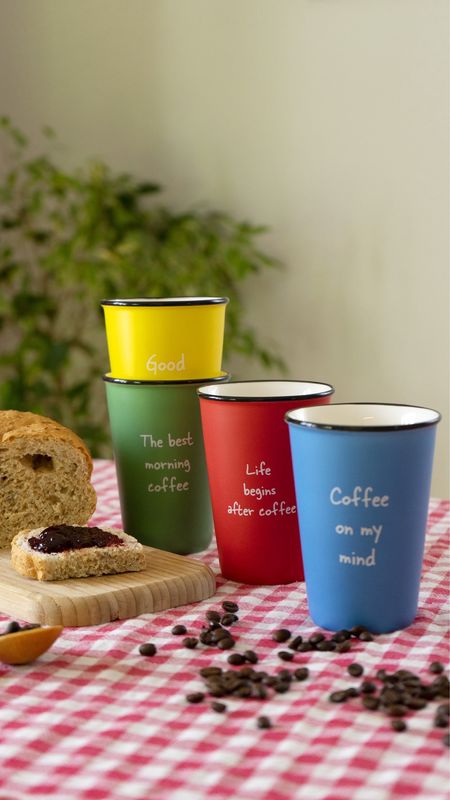 Set Van 4 Koffiemugs Met Tekst