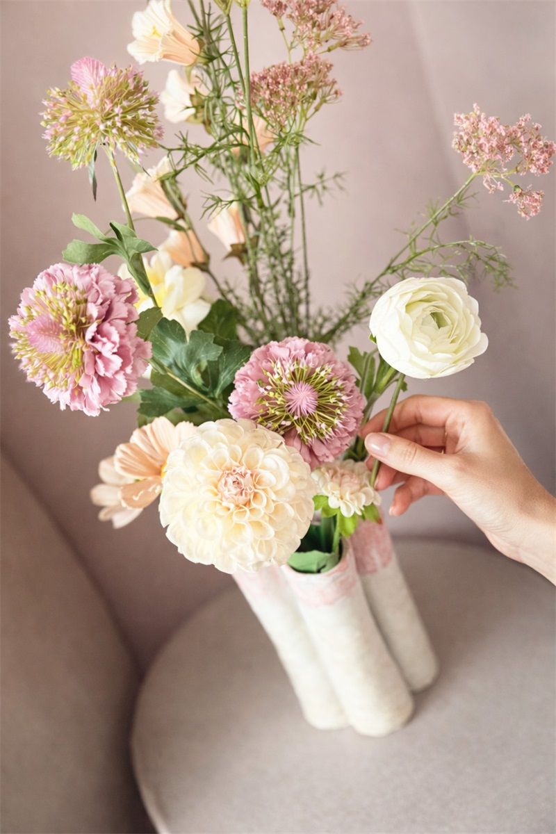 3 hoofds dahlia peach 66cm