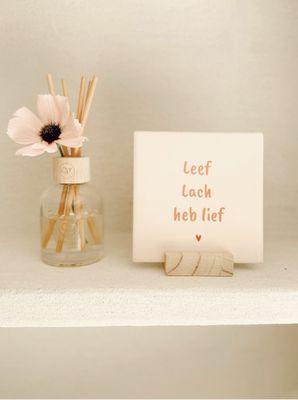 Tegel "Leef, lach, heb lief"