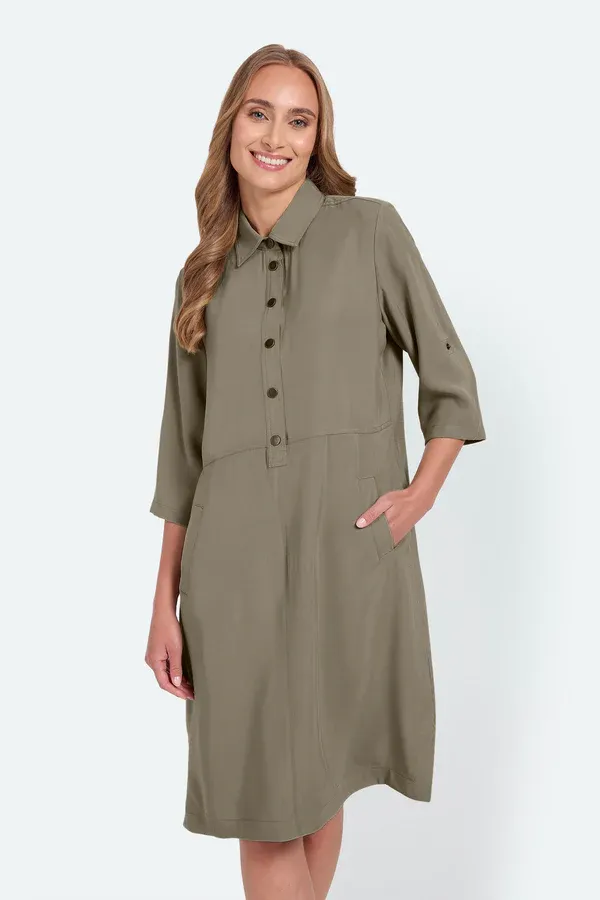 SIGNATURE 3/4 SLEEVE DRESS