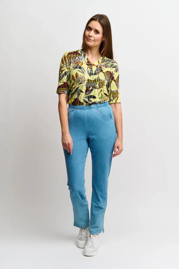 SIGNATURE DENIM PANTS