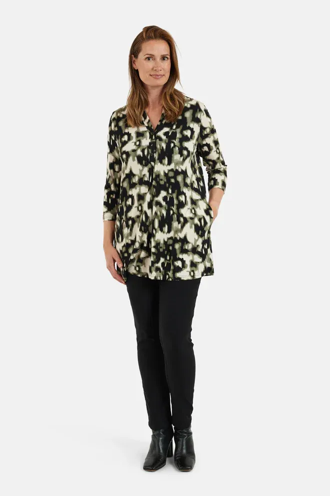 SIGNATURE 3/4 SLEEVE TUNIC