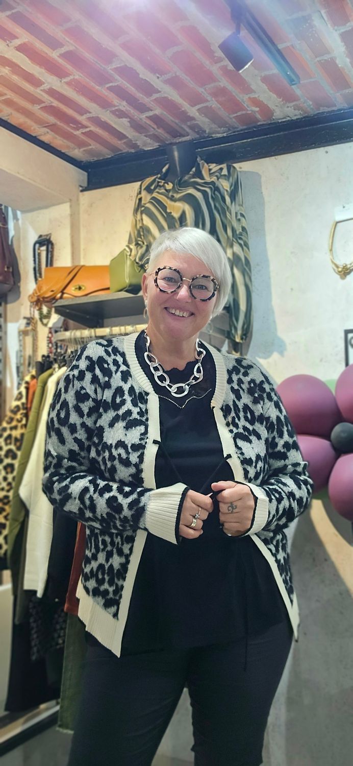 N.E.D. CLUN FURRY PRINT KNIT