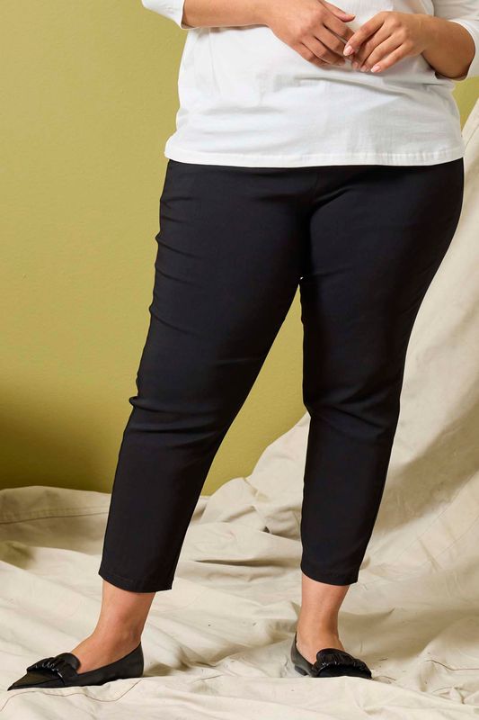 ZHENZI TWIST FIT PANTS