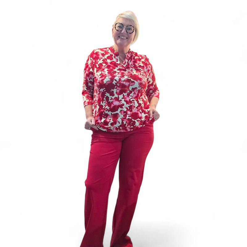 SIGNATURE 3/4 SLEEVE T-SHIRT