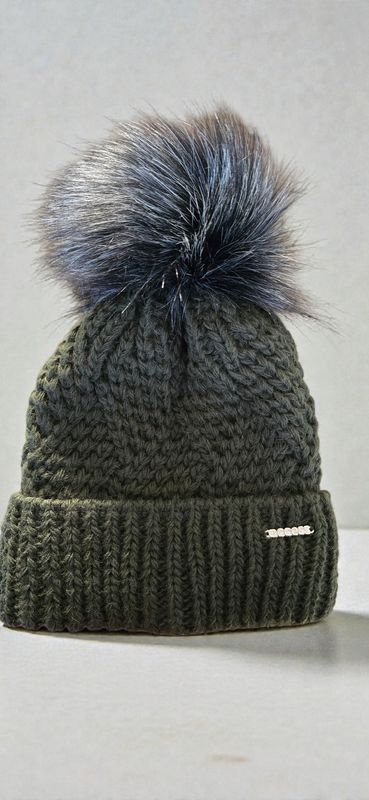 ACCESS MUTS KAKI GROEN