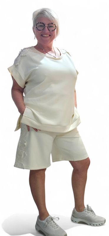 CURVISS SHORT MET KANTEN DETAILS