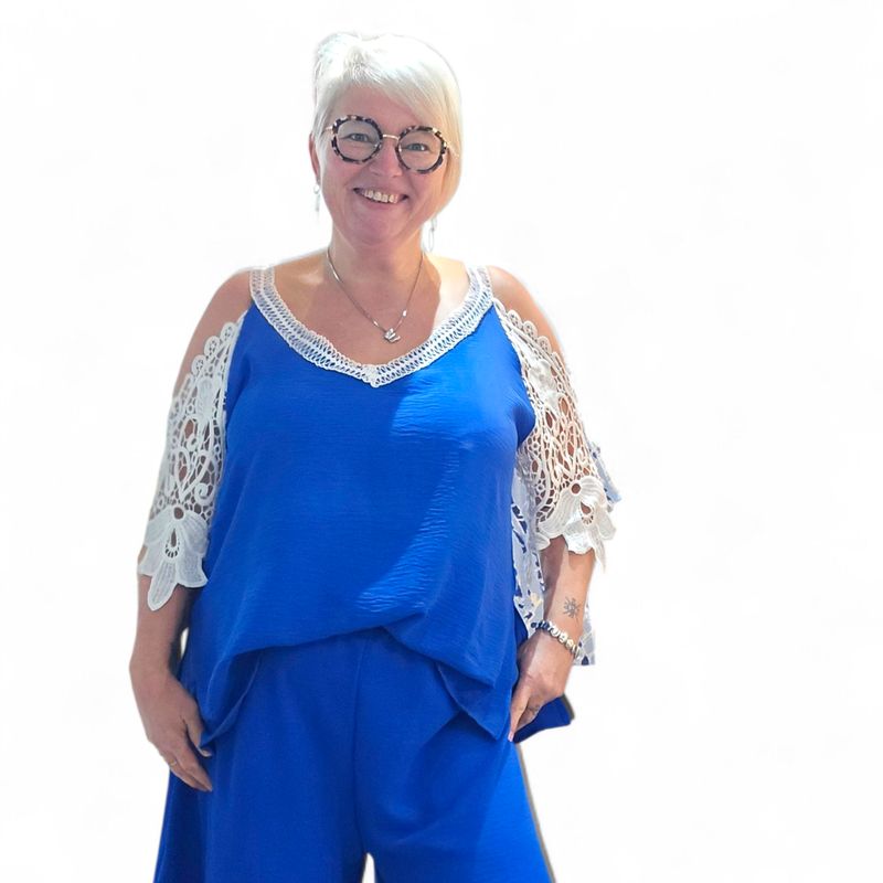 CURVISS BLOUSE OPEN SCHOUDERS EN KANT