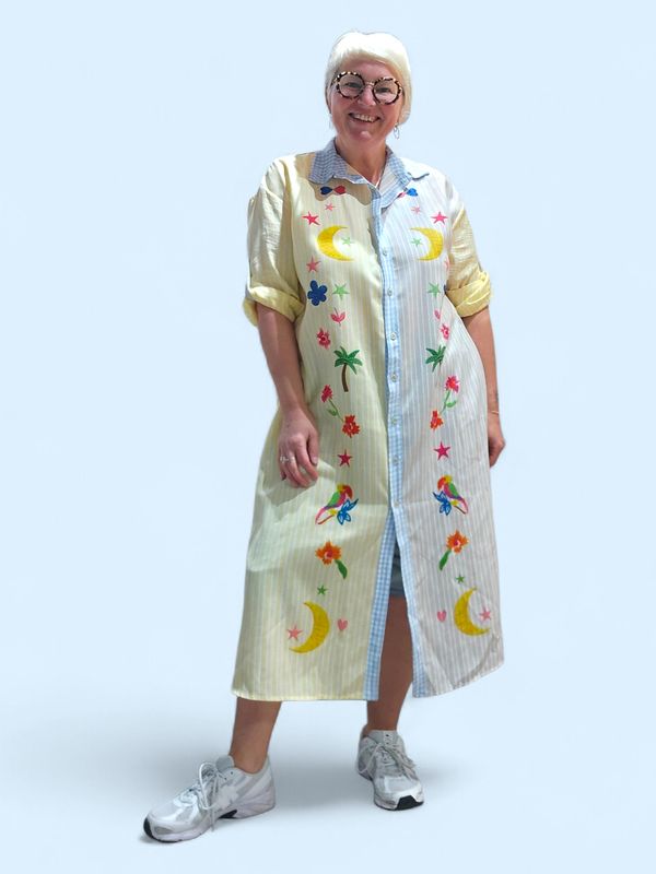 APRIL VINTAGE ROBE AVEC BOUTON