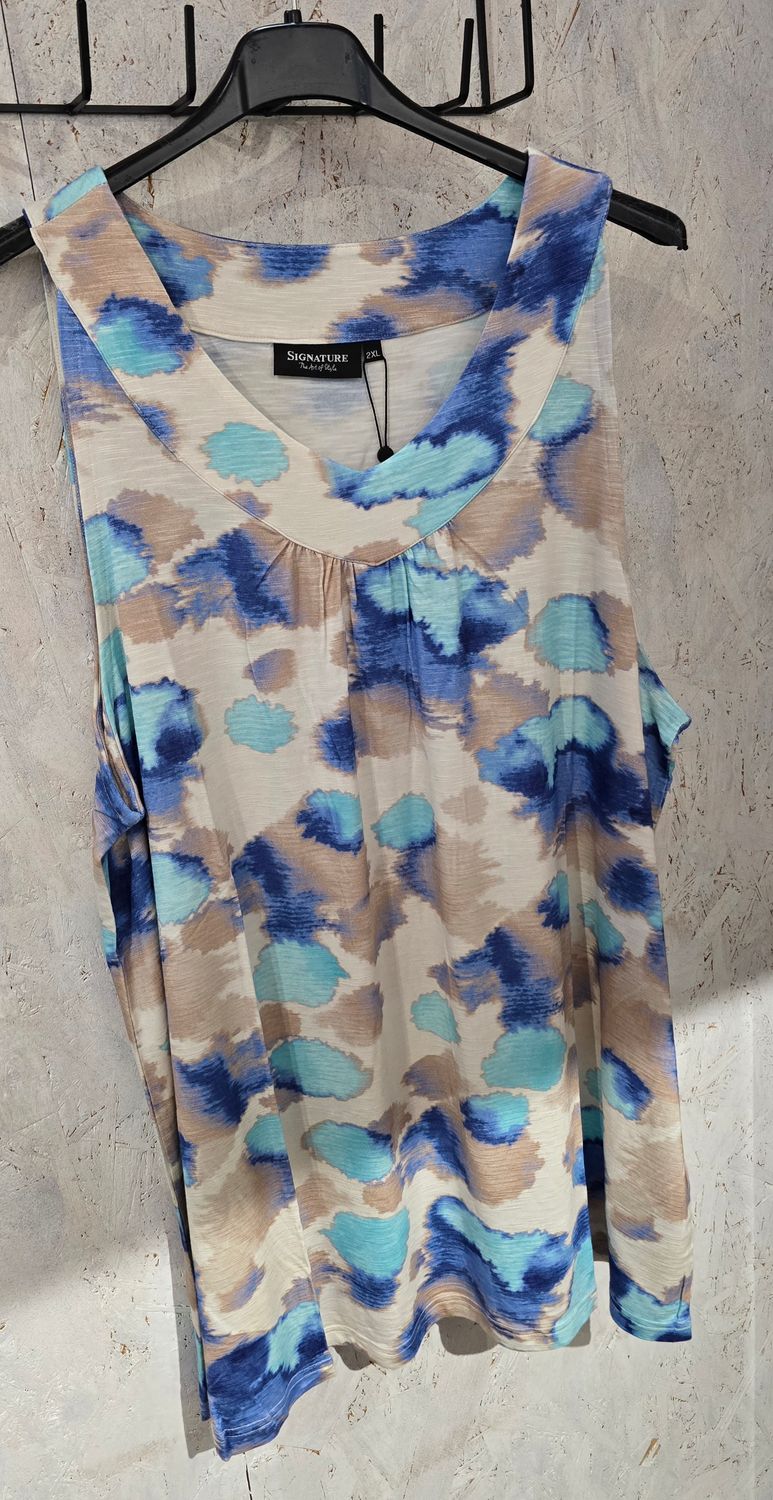 SIGNATURE TOP