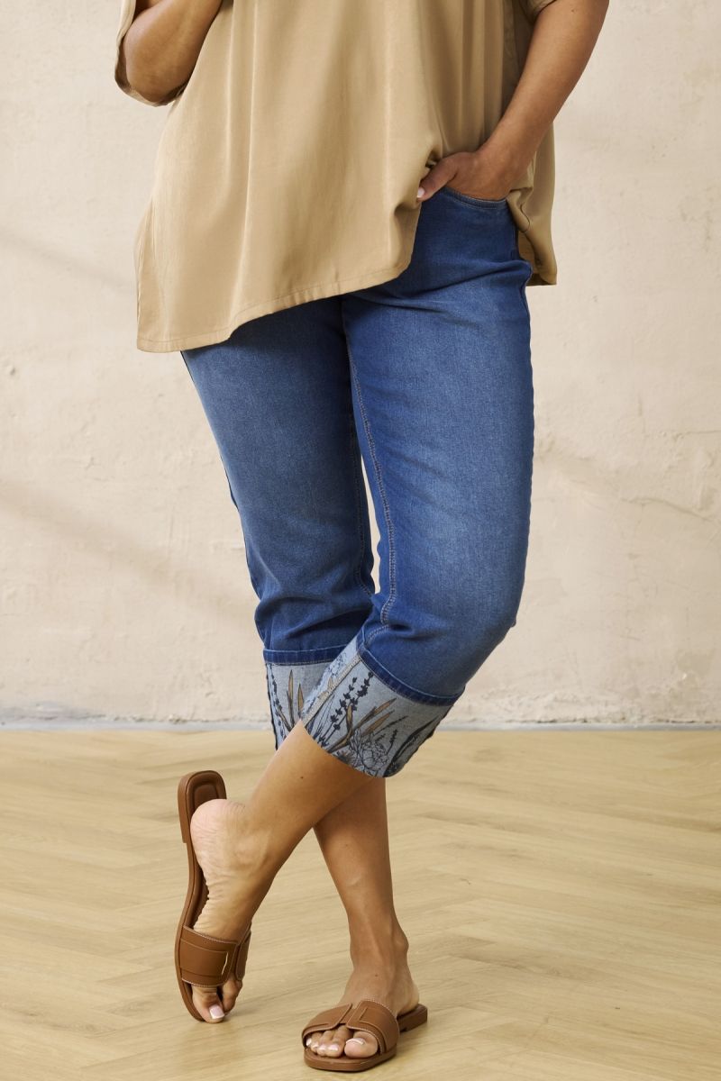 ZHENZI STOMP JEANS