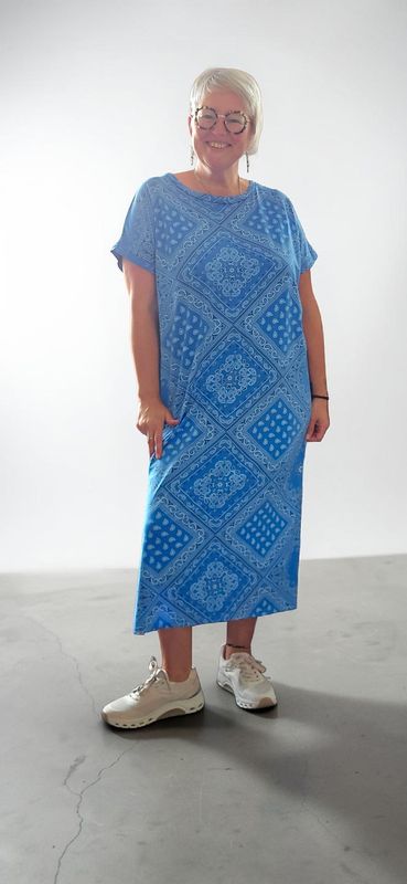 APRIL VINTAGE MAXI ROBE BANDANA