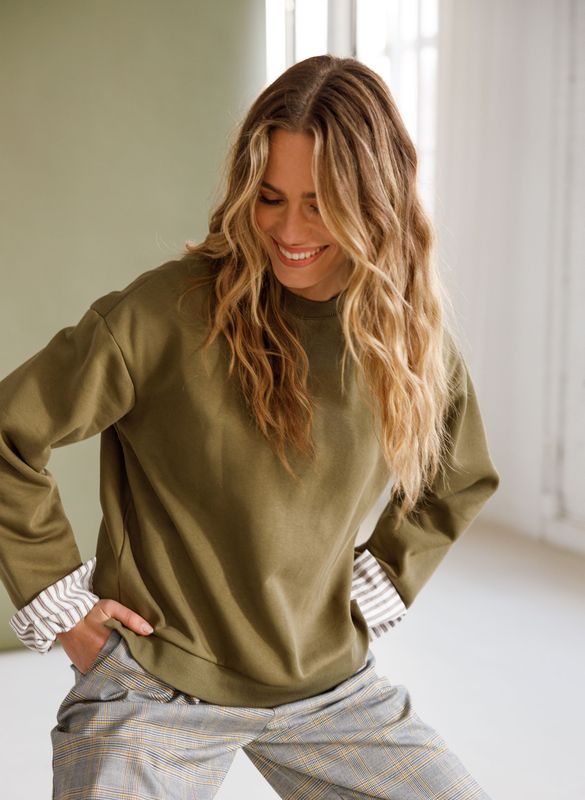 IVY BEAU HENA SWEATER