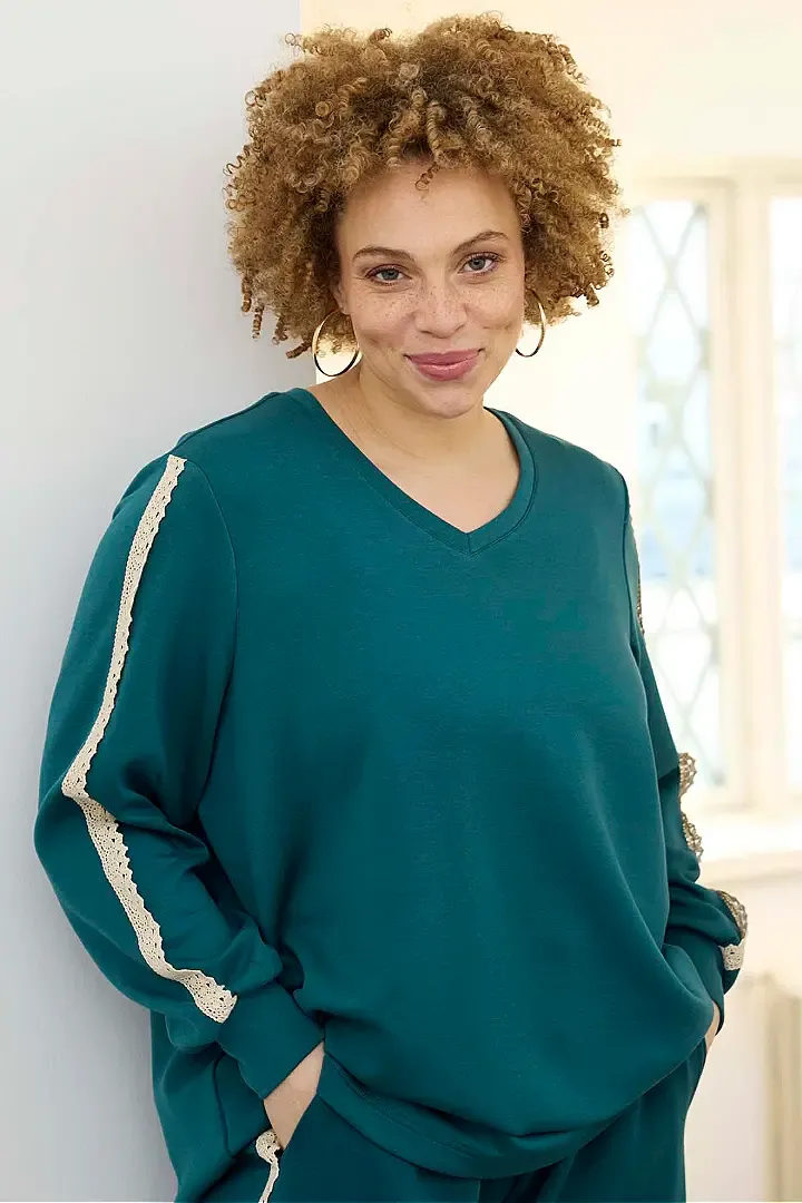 ZHENZI MYA PULLOVER L/S