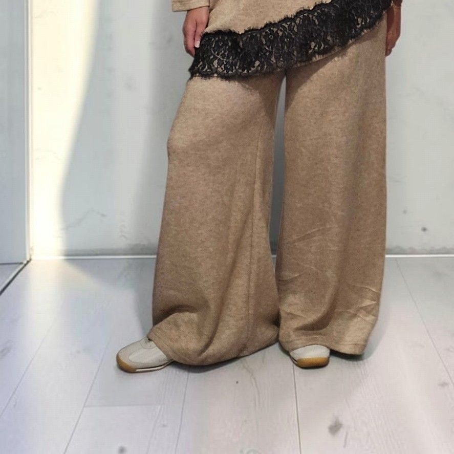 CURVISS BROEK MET WIJDE PIJPEN