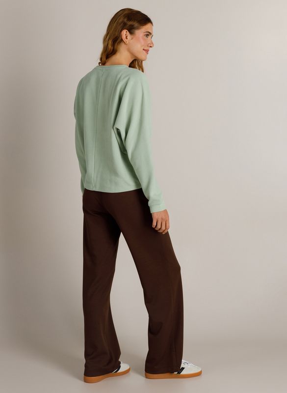 IVY BEAU KAYA SWEATER