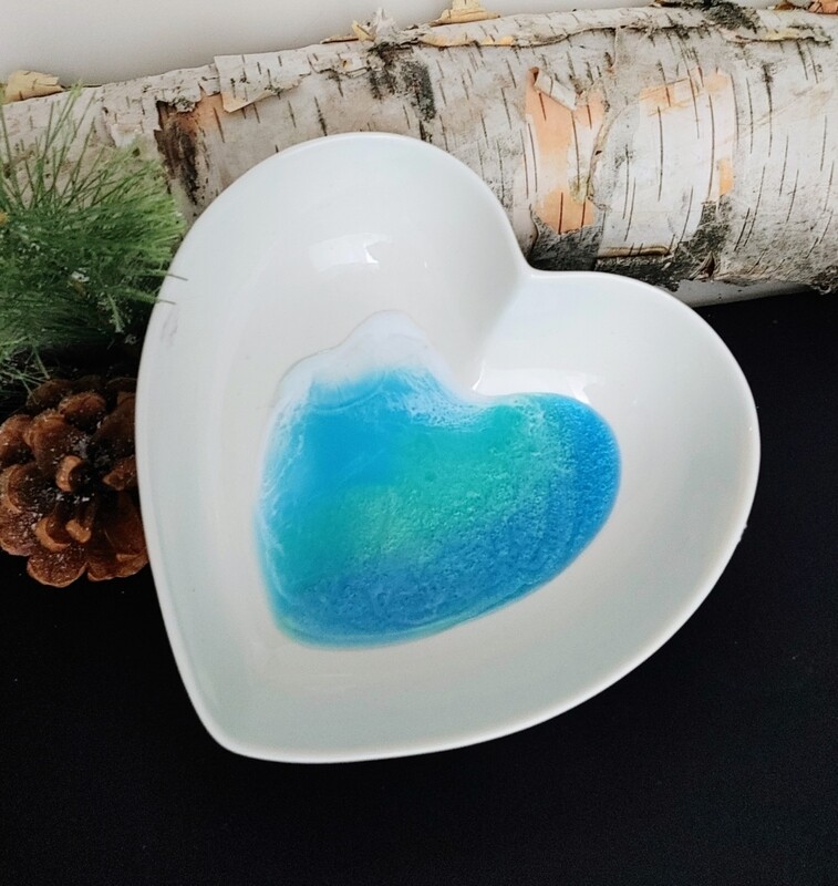 Resin Heart Flat Dish