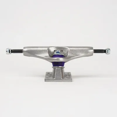 Film Raw Trucks purple bushings 6.5