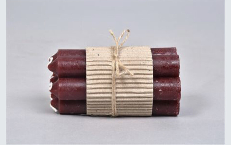Bundle of candles (Bordeaux) Bundle of candles (Bordeaux)