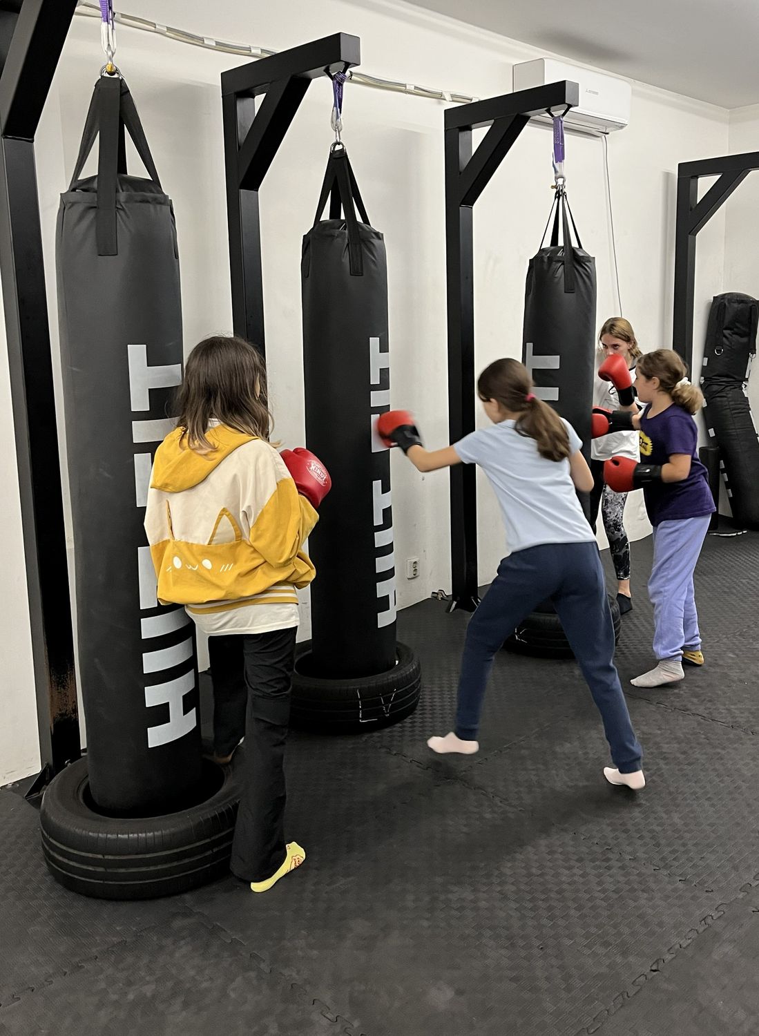 Kickboxing (Ages 9-12) Centrum