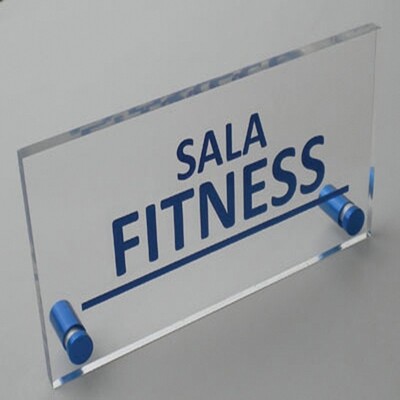 TARGHE IN PLEXIGLASS CON DISTANZIALI