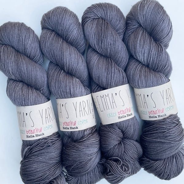 So Sporty, Colorway: Barkin Up The Wrong Tree