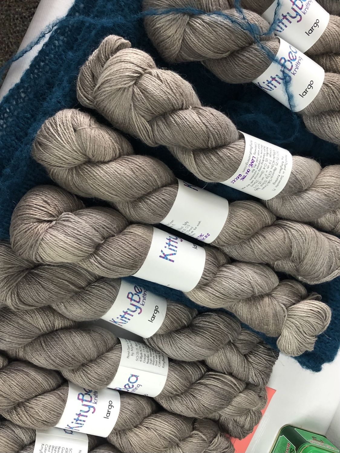 KittyBea Largo Fingering