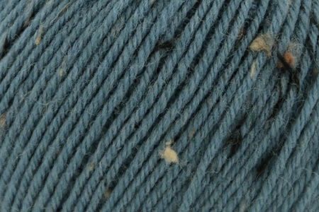 Deluxe Worsted Tweed, Color: Agean (906)