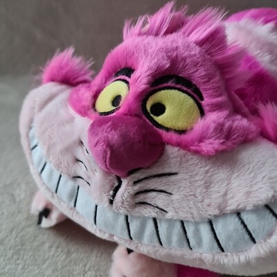 Cheshire Plush Medium 30.4cm, (50.8cm L )