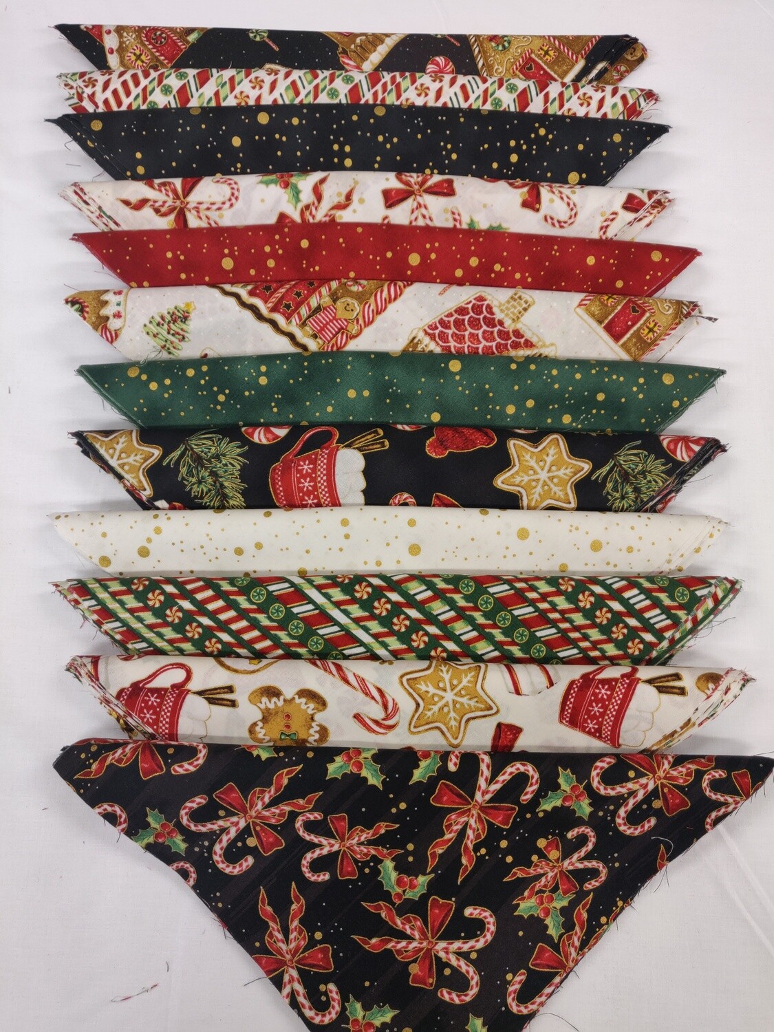 Santa&#39;s Sweets Layer Cake