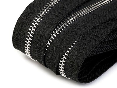 Metal Zipper On Black - 5mm