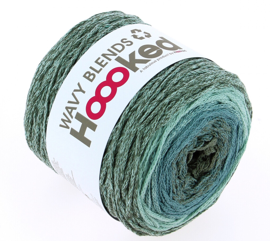 Wavy Blends Gradient DK - Emerald Herb