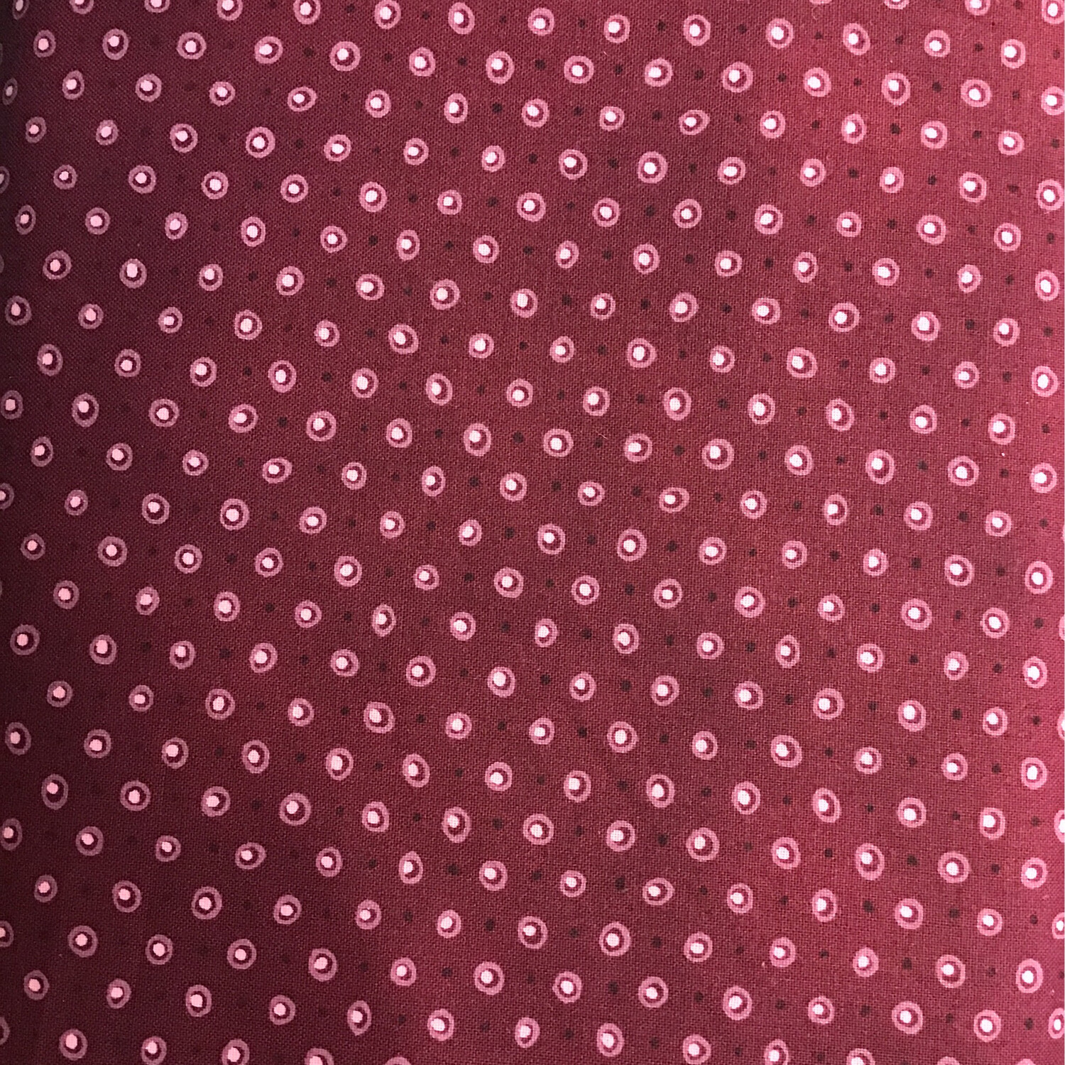 Quilters Basic Circles Deep Red