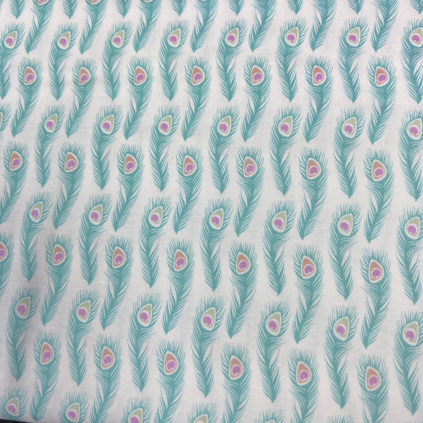 Mint Feathers