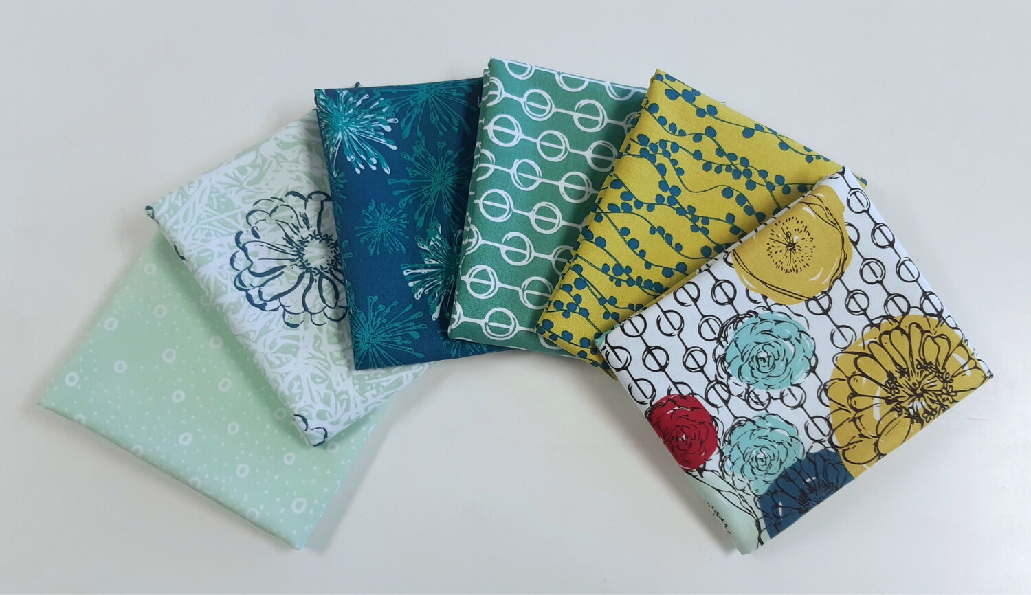 Hand Maker Fat Quarter Bundle