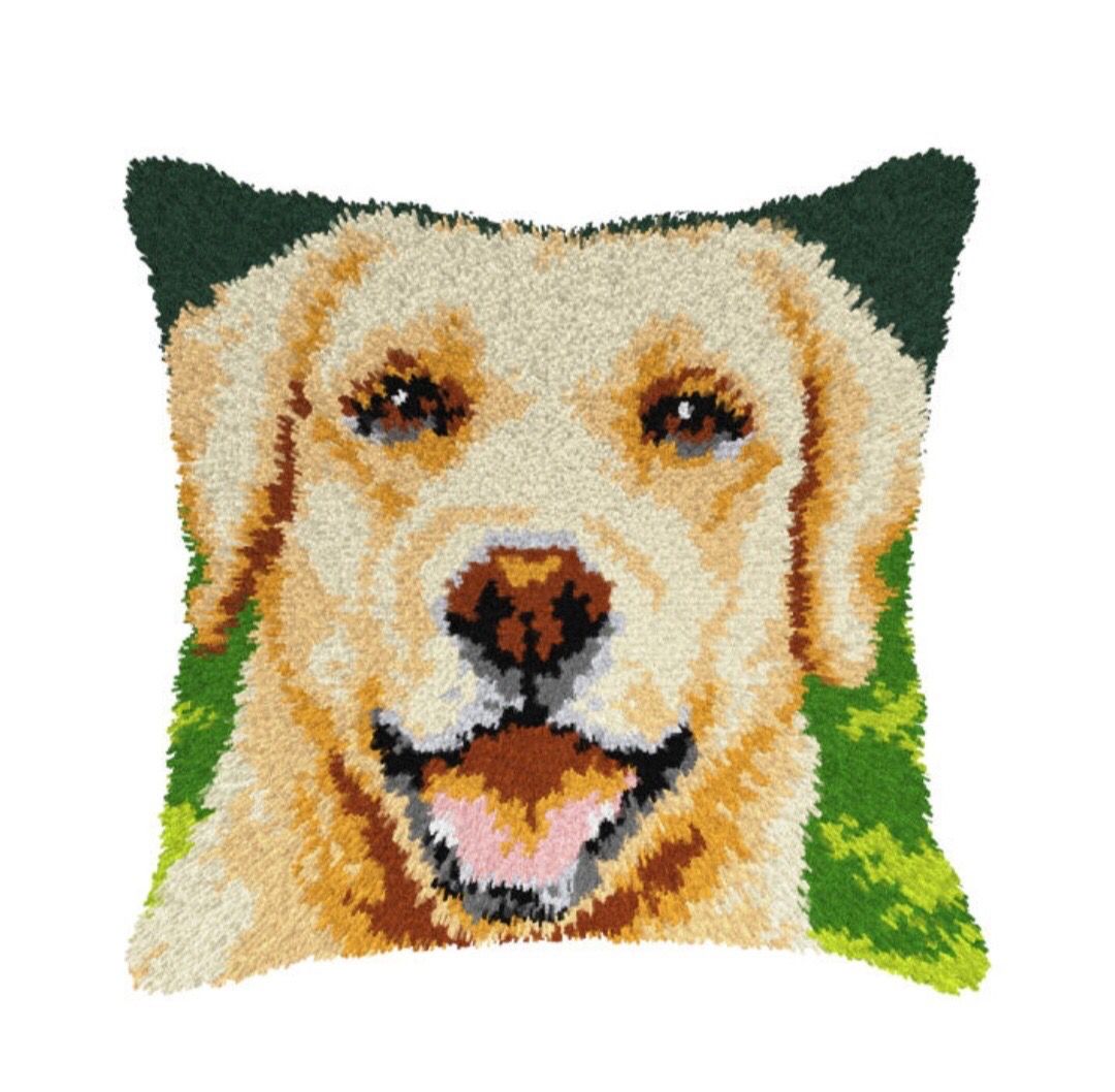 Latch Hook Kit - Cushion - Dog