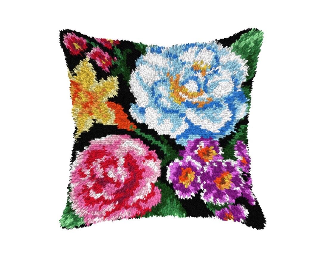 Latch Hook Kit - Cushion - Flowers