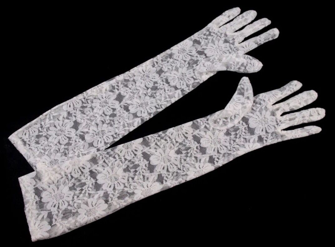 Formal Lace Gloves- White