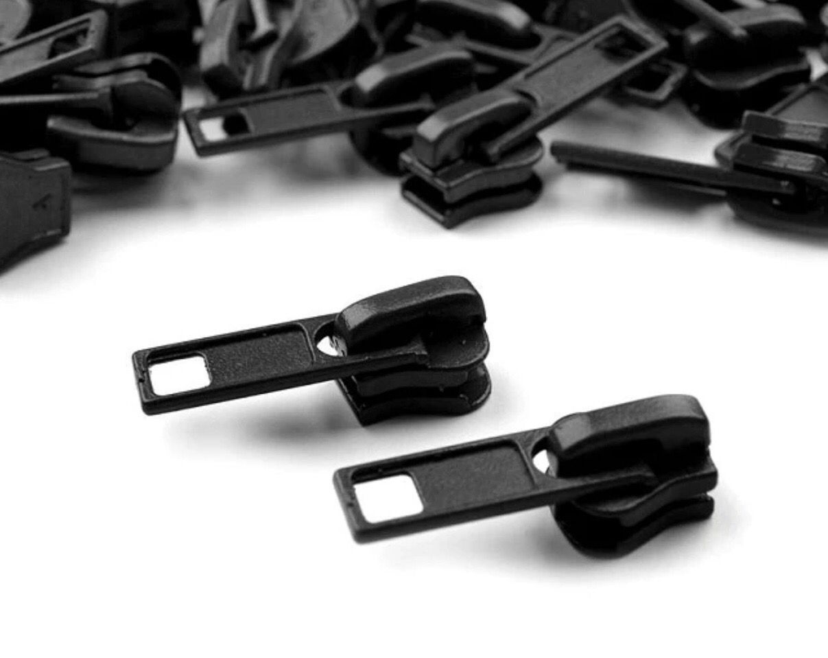 Sliders For Plastic 5mm Zip- Black