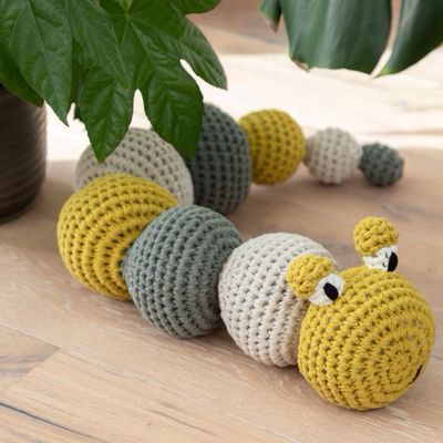 DIY Crochet Kit RibbonXL Caterpillar Lola DIY Crochet Kit RibbonXL Caterpillar Lola