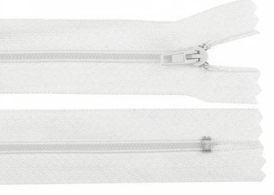 Nylon Zipper, No 3, length 45 cm pinlock- White Nylon Zipper, No 3, length 45 cm pinlock- White