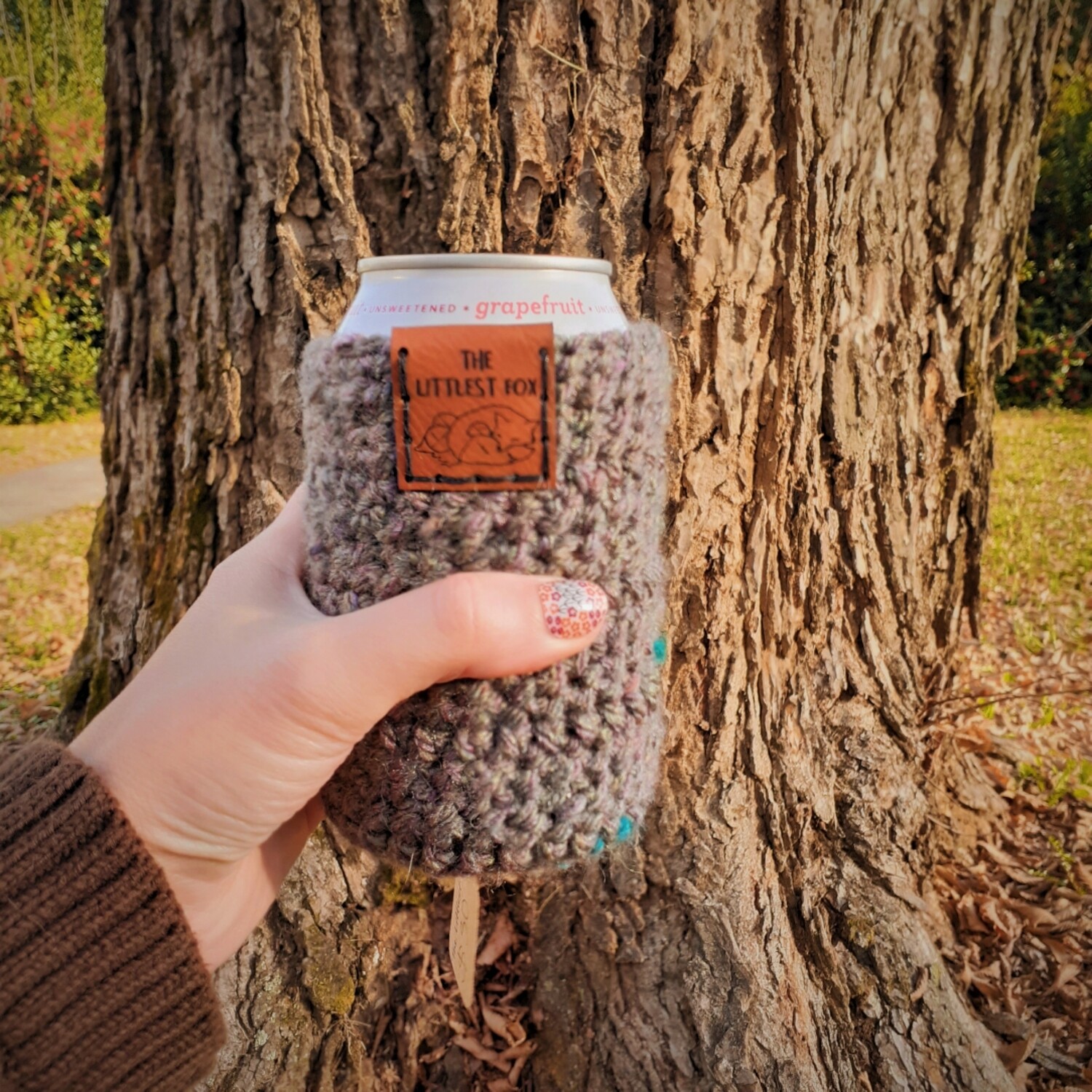 Grey Foxy Cozy - Bottle/Can Cozy