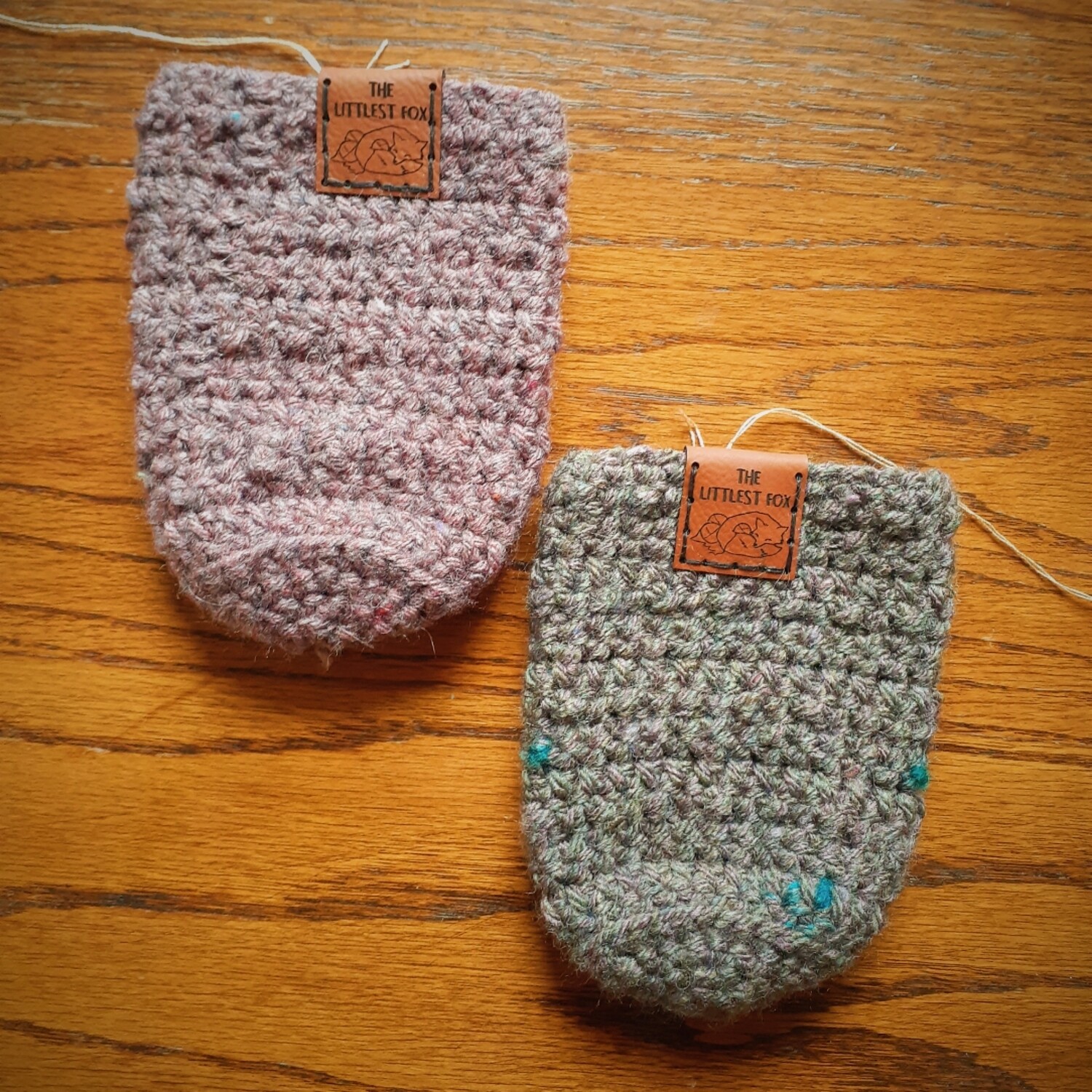 Mauve Foxy Cozy - Bottle/Can Cozy